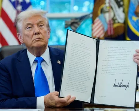 President Trump Issues Executive Order Introducing Yearly $100,000 Charge on Work Visa Applications